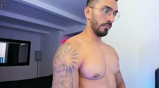 Snapshot of tony_muscle chatting on 7, 1, 2025 tony muscle online show from 7, 1, 2025