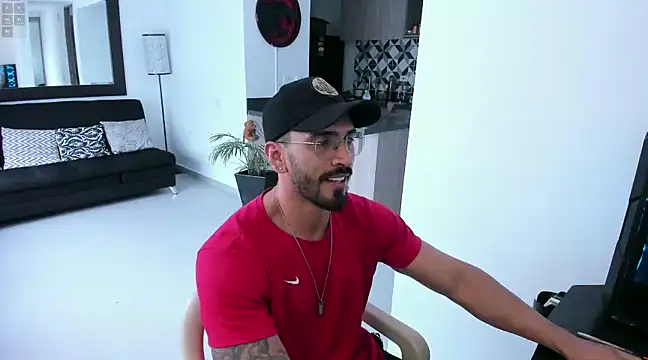 Snapshot of tony_muscle chatting on 7, 1, 2025 tony muscle online show from 7, 1, 2025