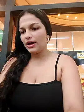 girl milk1 online show from 31, 1, 2025