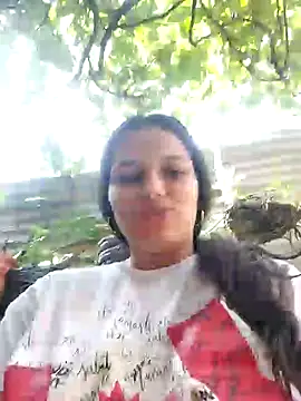 girl milk1 online show from 2, 2, 2025