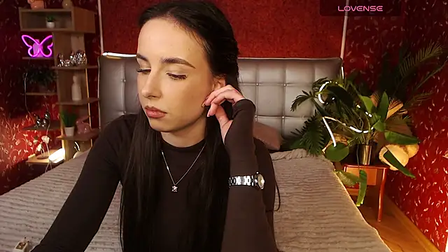 AuroraAksnesss online show from 25, 2, 2025