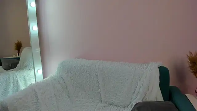 Linablueeyed online show from 22, 1, 2025