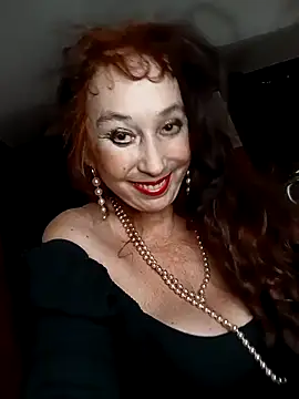 GypsyEsmeralda online show from 2, 3, 2025