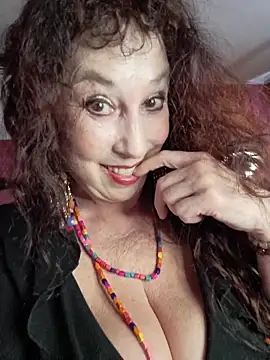 GypsyEsmeralda online show from 5, 2, 2026