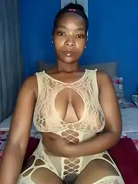 Snapshot of NunuBerry16 chatting on 19, 2, 2025 NunuBerry16 online show from 19, 2, 2025