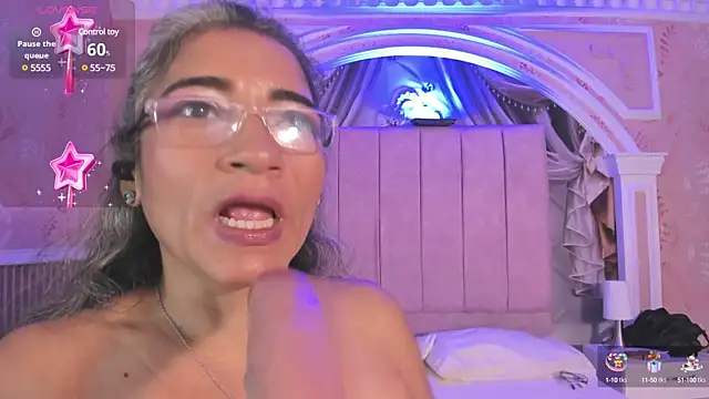 Snapshot of mature_bigass__ chatting on 24, 12, 2024 mature bigass online show from 24, 12, 2024