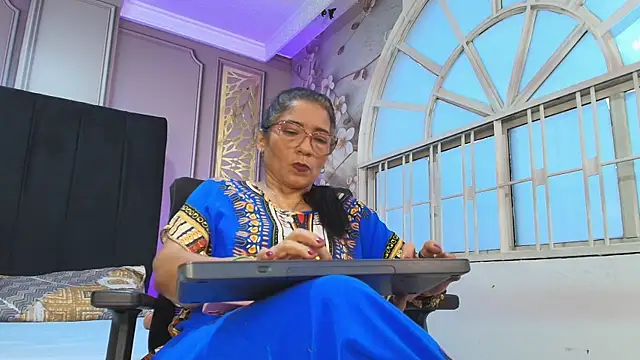 Snapshot of mature_bigass__ chatting on 29, 11, 2025 mature bigass online show from 29, 11, 2025