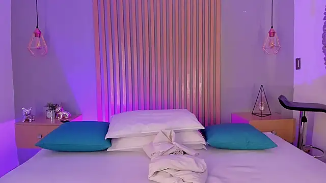 Snapshot of mary_suarez chatting on 17, 2, 2025 mary suarez online show from 17, 2, 2025