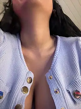 Anily Lovely online show from 30, 1, 2025