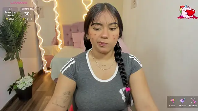 Snapshot of kendra_tay chatting on 31, 1, 2025 kendra tay online show from 31, 1, 2025