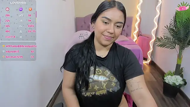 Snapshot of kendra_tay chatting on 13, 2, 2025 kendra tay online show from 13, 2, 2025