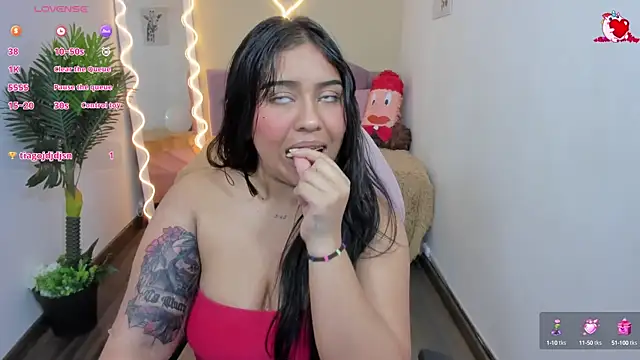 Snapshot of kendra_tay chatting on 28, 2, 2025 kendra tay online show from 28, 2, 2025