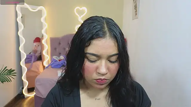 Snapshot of kendra_tay chatting on 7, 3, 2025 kendra tay online show from 7, 3, 2025