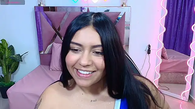 Snapshot of kendra_tay chatting on 18, 10, 2025 kendra tay online show from 18, 10, 2025