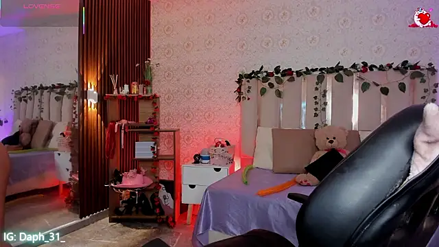 Snapshot of Daphnne_tay chatting on 10, 2, 2026 Daphnne tay online show from 10, 2, 2026