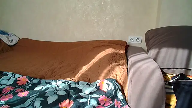 Brionia online show from 15, 3, 2026