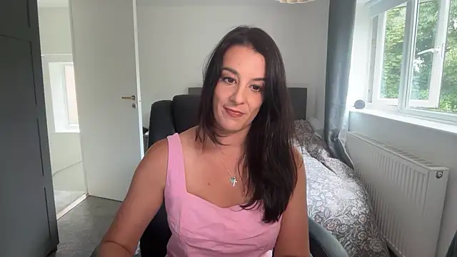 flatwhite0 online show from 28, 7, 2026