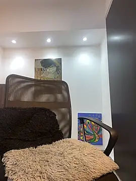 Dirtyboyhot online show from 4, 4, 2026