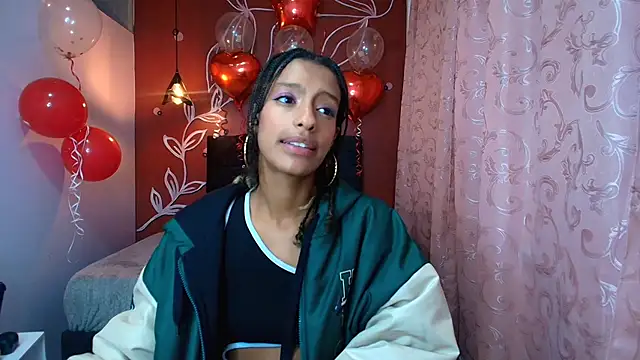 Zia Green online show from 12, 2, 2025