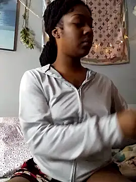 Snapshot of ebonycatlisaaaalime chatting on 1, 3, 2025 ebonycatlisaaaalime online show from 1, 3, 2025