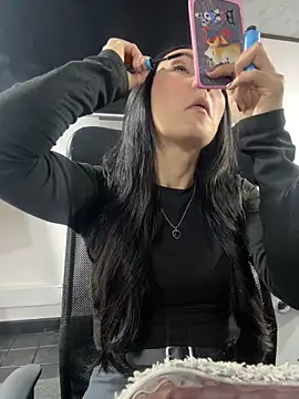 Amy Kiitty  online show from 21, 4, 2026