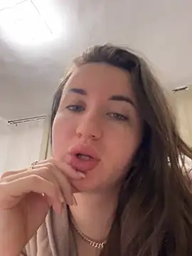 Snapshot of Lorennameliyy chatting on 23, 1, 2025 Lorennameliyy online show from 23, 1, 2025