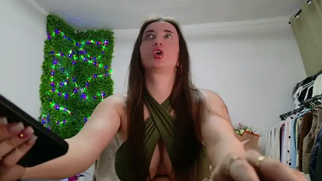Snapshot of Lorennameliyy chatting on 25, 1, 2025 Lorennameliyy online show from 25, 1, 2025