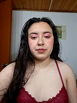 Snapshot of Emi_chik chatting on 20, 6, 2026 Emi chik online show from 20, 6, 2026