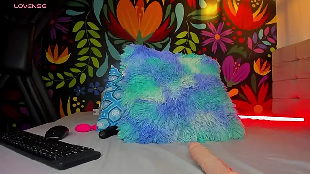 Sweet hot mia online show from 15, 2, 2025