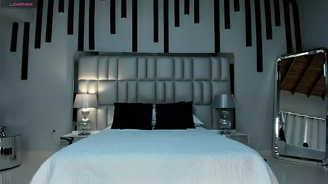 KatieNolan 1 online show from 15, 11, 2025