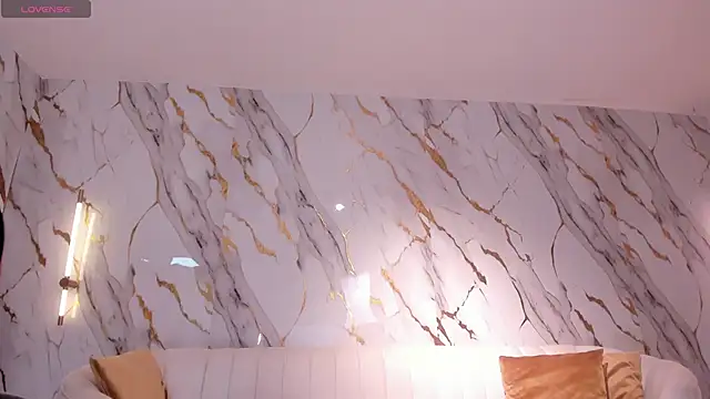 KatieNolan 1 online show from 13, 4, 2026