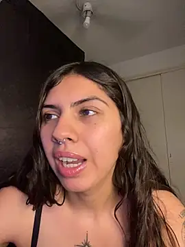 Argentiiniita online show from 28, 11, 2025