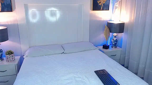 Ivyy Crystal online show from 26, 2, 2026