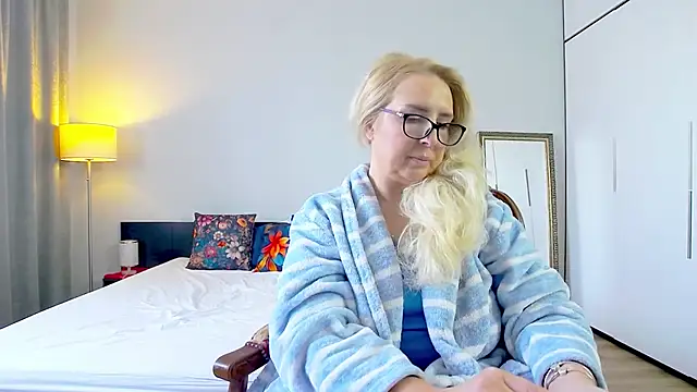 MariaRichi  online show from 7, 3, 2025