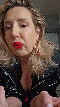 Snapshot of MariaRichi_ chatting on 16, 2, 2026 MariaRichi online show from 16, 2, 2026