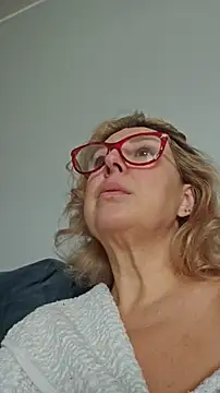 Snapshot of MariaRichi_ chatting on 18, 2, 2026 MariaRichi online show from 18, 2, 2026