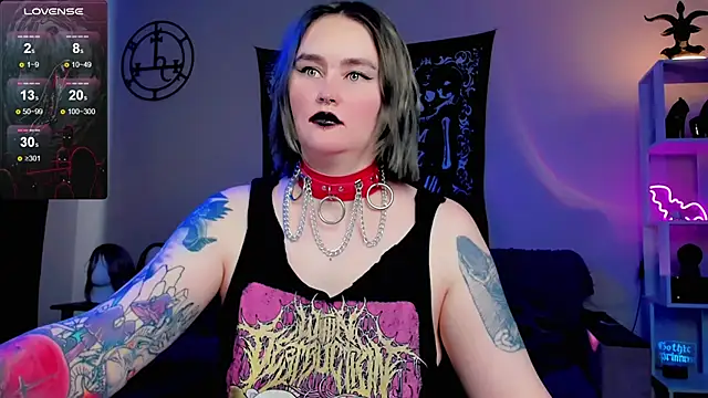 Emmybrightj  online show from 4, 3, 2025