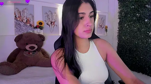 Ashley Evans18 online show from 27, 11, 2025