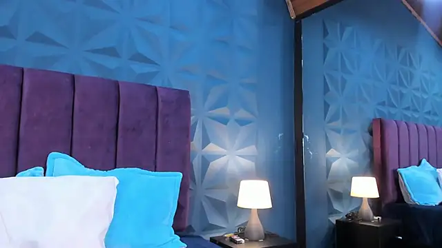 NicoleJonss online show from 26, 9, 2025