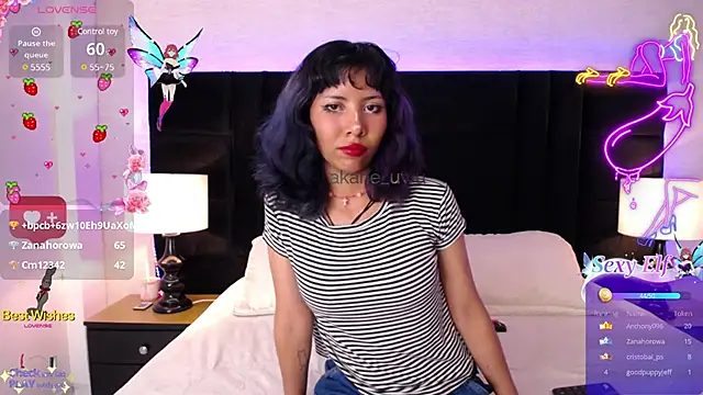 Snapshot of Akane_Uwu chatting on 3, 2, 2025 Akane Uwu online show from 3, 2, 2025