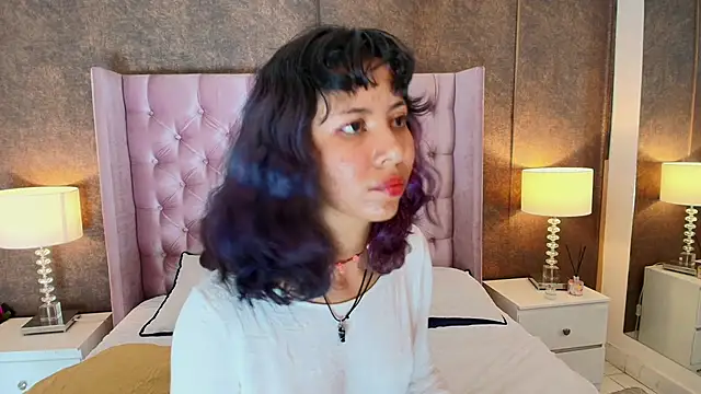 Snapshot of Akane_Uwu chatting on 13, 2, 2025 Akane Uwu online show from 13, 2, 2025