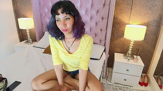 Snapshot of Akane_Uwu chatting on 14, 2, 2025 Akane Uwu online show from 14, 2, 2025