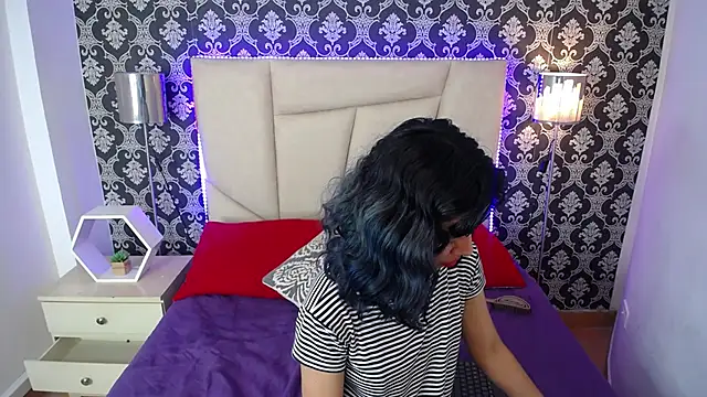 Snapshot of Akane_Uwu chatting on 27, 2, 2025 Akane Uwu online show from 27, 2, 2025