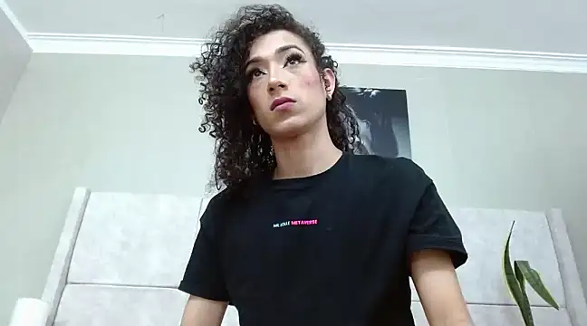 Snapshot of sweet_amalia4 chatting on 14, 3, 2025 sweet amalia4 online show from 14, 3, 2025