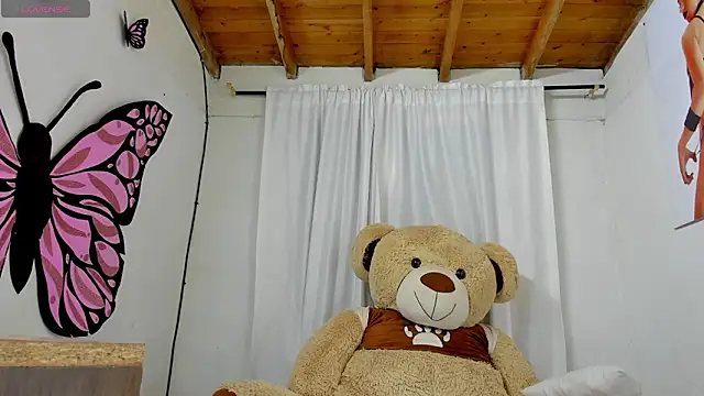Snapshot of sweet_amalia4 chatting on 22, 9, 2025 sweet amalia4 online show from 22, 9, 2025