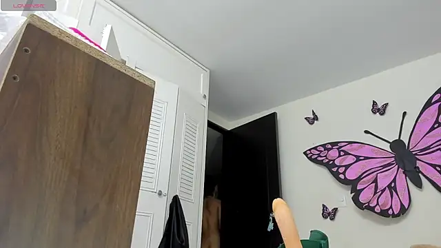 sweet amalia4 online show from 13, 12, 2025