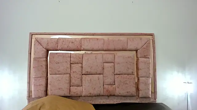 Snapshot of zoee_lovv chatting on 8, 1, 2025 zoee lovv online show from 8, 1, 2025