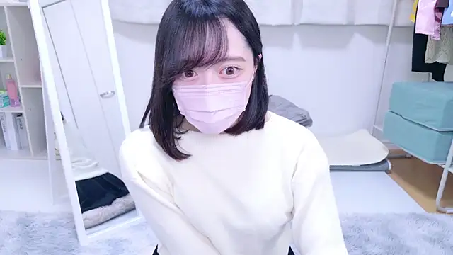 Snapshot of Yurie_ chatting on 11, 12, 2024 Yurie online show from 11, 12, 2024