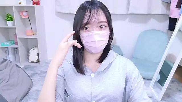 Snapshot of Yurie_ chatting on 7, 3, 2025 Yurie online show from 7, 3, 2025