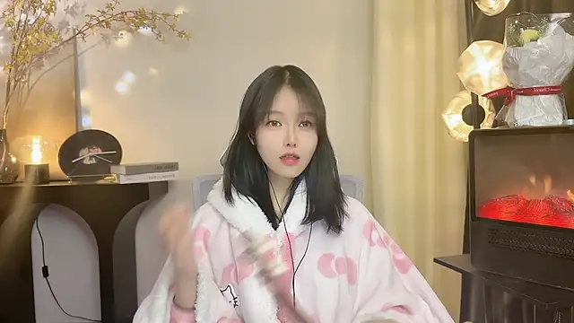 xiaodaibabyy online show from 24, 12, 2024